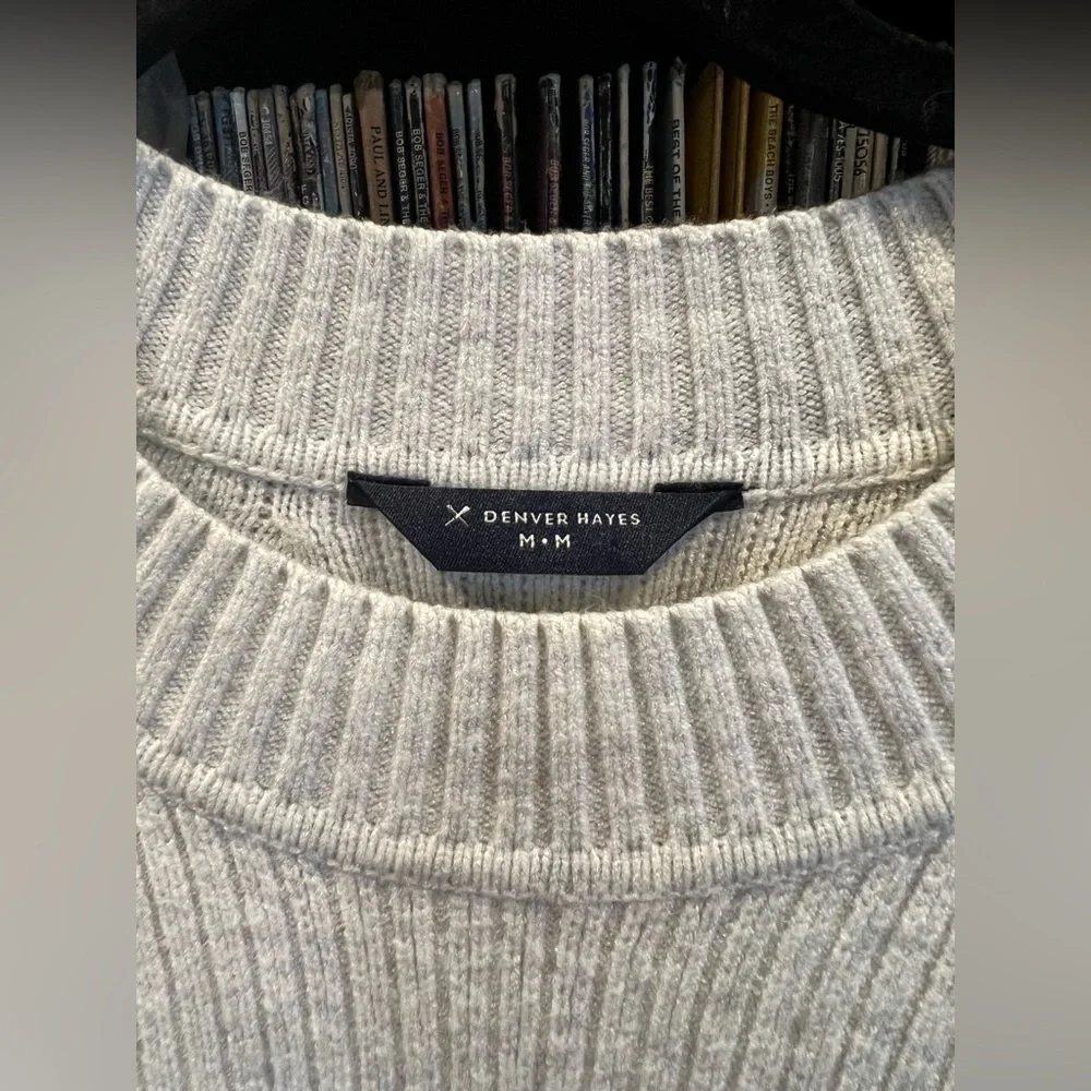 Denver Hayes Soft Ribbed Knit Sweater off white/Cream Size Medium Neutral Knit - Picture 3 of 5